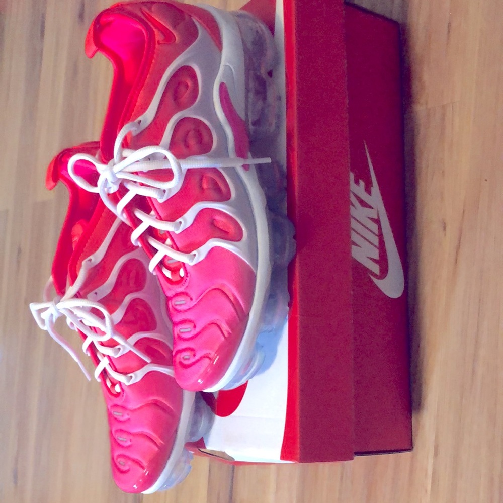 NEW! Nike Air Vapormax Plus - limited edition